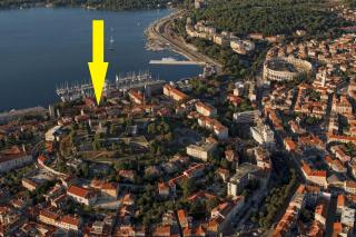 Apartment Chatedral Pula - 1