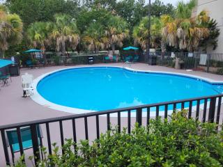 Holiday Inn Hotel Atlanta-Northlake, a Full Service Hotel - Atlanta - 7