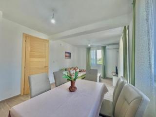 Talia Apartments - Budua - 5