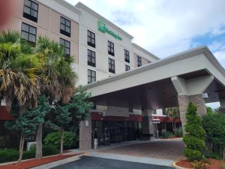 Holiday Inn Hotel Atlanta-Northlake, a Full Service Hotel - Atlanta - 1