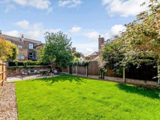 Walpole FRONT House sleeps 13-15 - Margate - 2