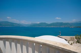 Luxury Sea Residence by Kristina - 6