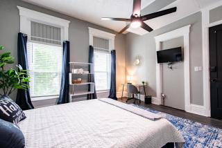 Suite near downtown Louisville, KY - Suite V - 5