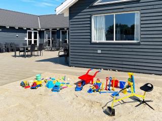 24 person holiday home in Spøttrup - Spottrup - 1