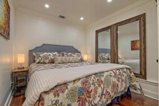 King Bed Bungalow Just Feet from Historic Main Street - Blue Ridge - 8