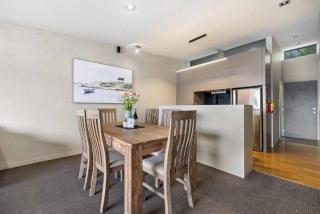 Manaaki Alpine Retreat Central CBD - SPA - Garage - Queenstown - 2