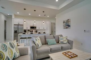 Furnished Lanai and Private Pool Cape Coral Home - Cape Coral - 4