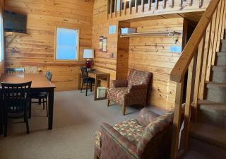 Trailshead Lodge - Cabin 7 - Lead - 9