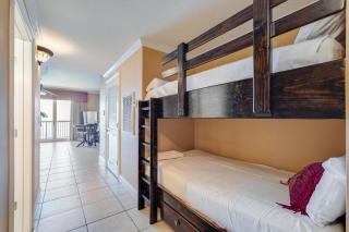 Calypso Resort - Direct gulf front Condo with king master, and Free Wi-Fi - 2