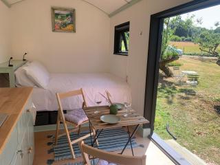 Apple Orchard Shepherd Huts - Staple Cross - 8