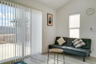 Sleek and Modern El Paso Retreat about 6 Mi to Downtown! - El Paso - 6
