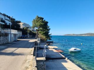 Apartments by the sea Sparadici, Sibenik - 21600 - 3