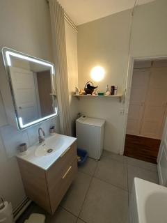 Beautiful bright studio - close to the Seine - 2