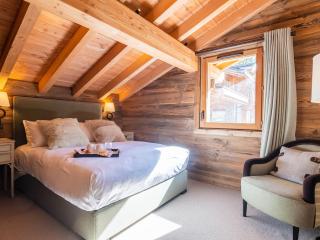Chalet confortable aux pistes avec WiFi et parking - FR-1-344-773 - 2