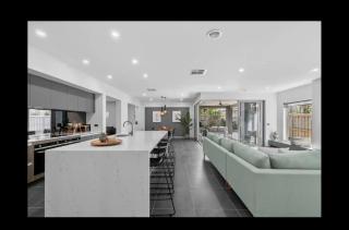 Sophisticated Abode - Mount Duneed - 7