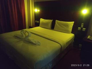 Tehran Hotel - Dubai - 9