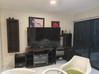 Jomtien Hill Resort Pratamnak - 9