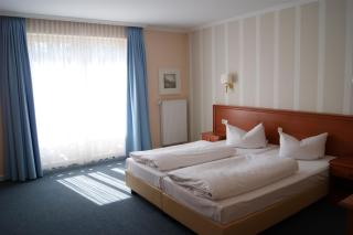 Hotel Pension Bellevue - Bad Doberan - 2