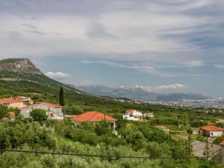 Beautiful apartment in between Split and Trogir - Kastel Stari - 1
