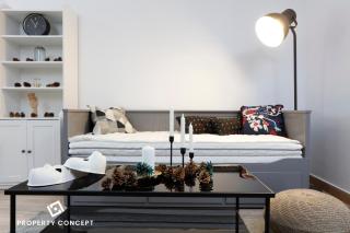 Avangarde Concept Studio - Roşu - 2