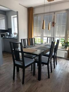 Ferienwohnung Fischer mit E-Ladestation direkt am Haus - Grünstädtel - 2