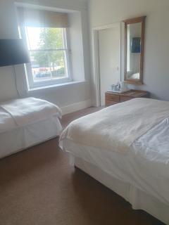 The Shrubbery Hotel - Shepton Mallet - 8