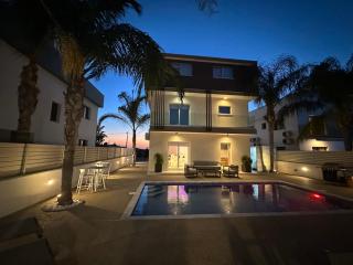 Valerian Palm Villas - Napa's Secret Escape - Ayia Napa - 0