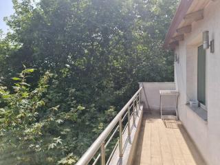 Penthahouse Shallvare - 2