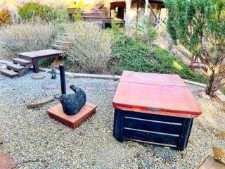 Tiny House, WIFI,Hot tub,Secluded - Cosby - 7