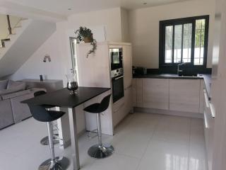 MAGNIFIQUE VILLA MODERNE ENTRE MER ET MONTAGNE - 3