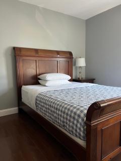 Airport room 33 - 4