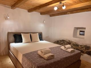 Gala Loft Traditional Stone House - 2