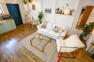 Magical 2 Story Old Jaffa Loft - 7
