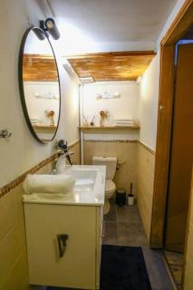 Magical 2 Story Old Jaffa Loft - 6