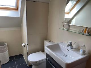 Self Contained Studio Rumbling Bridge - 2