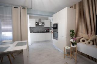Home Away From Home - Verona - 1