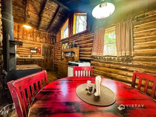 The John Wayne Cabin At Angel Valley Ranch - Duck Creek Village - 2
