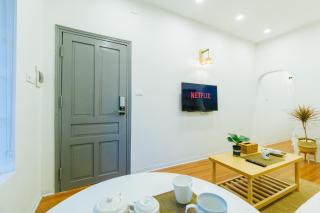 Ta Hien 3 - Entire Apt-FREE Airport Pickup - 1