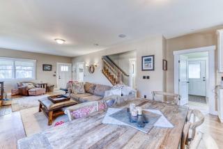 Apollos Corner - Meredith Lodging - Cannon Beach - 4