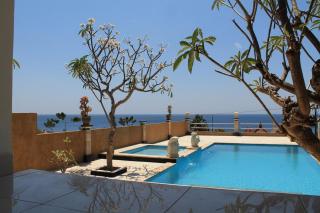 Barong Cafe Bungalow and Restaurant - Amed - 7