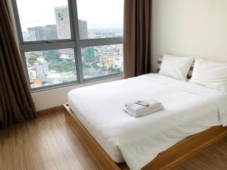 Căn hộ Vinhomes Central Park - TNH Apartment - Ho Chi Minh - 1