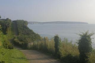 Sea Proche, Family Beach House, 200m from Sandown Beach - 3