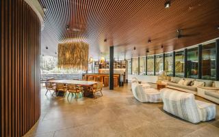 Divine 1BR PH with Private Pool and Spectacular Pools - 2