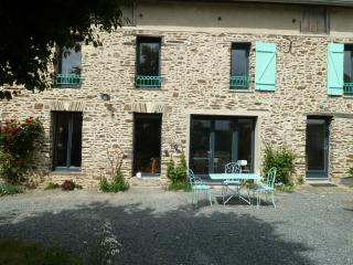 L' ALBIZIA - Saint-Martin-de-Sallen - 2