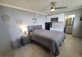 Sea Dip Resort Studios! - Daytona Beach - 3