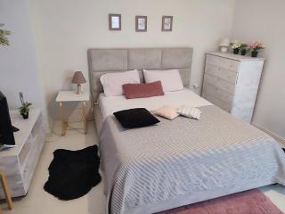CKBSM Central Square Apartment Kalamata - Kalamata - 9