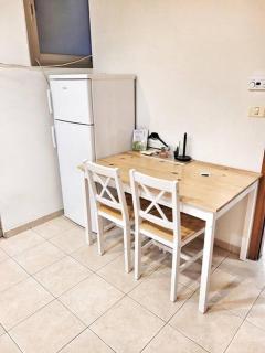 Spacious 4 Bedroom in a Quiet Area in Tel Aviv - Tel Aviv - 5