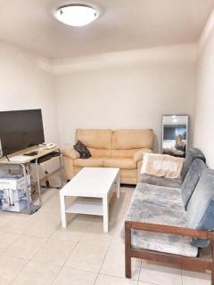 Spacious 4 Bedroom in a Quiet Area in Tel Aviv - Tel Aviv - 4