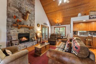 Whispering Woods Lodge Home - Branson West - 8