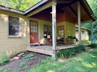 Linger Longer Cottage - Waynesville - 0